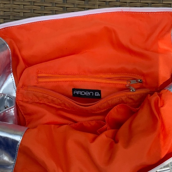 🌷HP Arden B. White large beach or tote - Picture 5 of 13